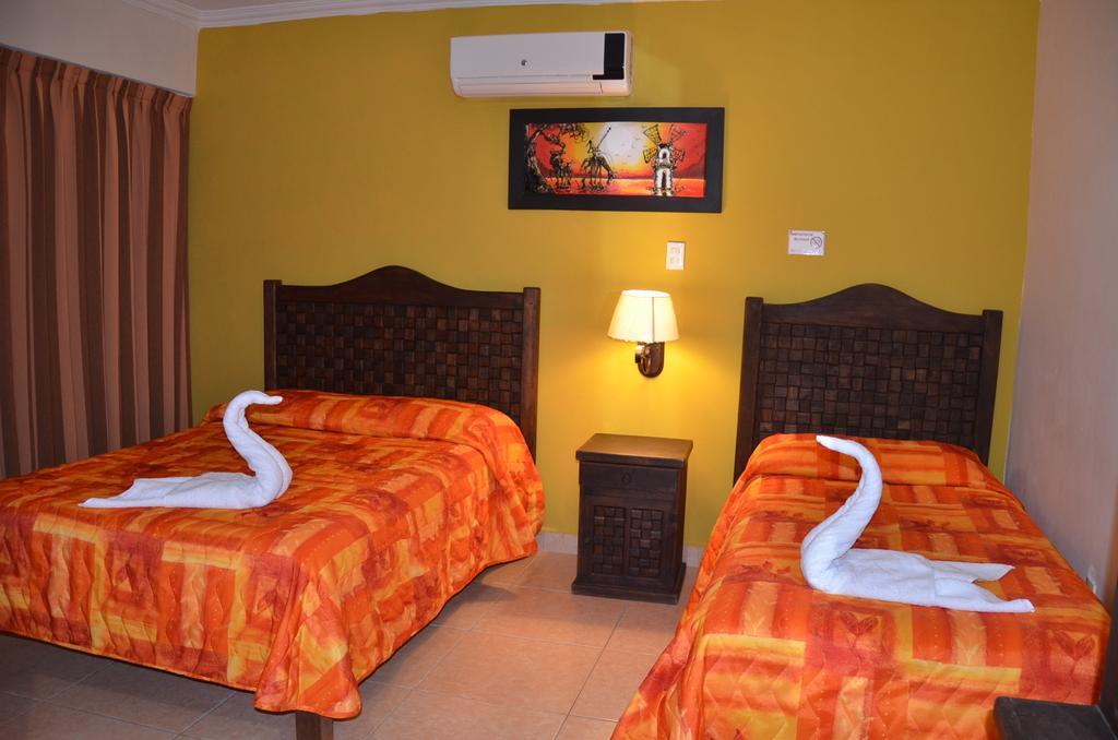 Terracota Corner Rooms Campeche Exterior photo