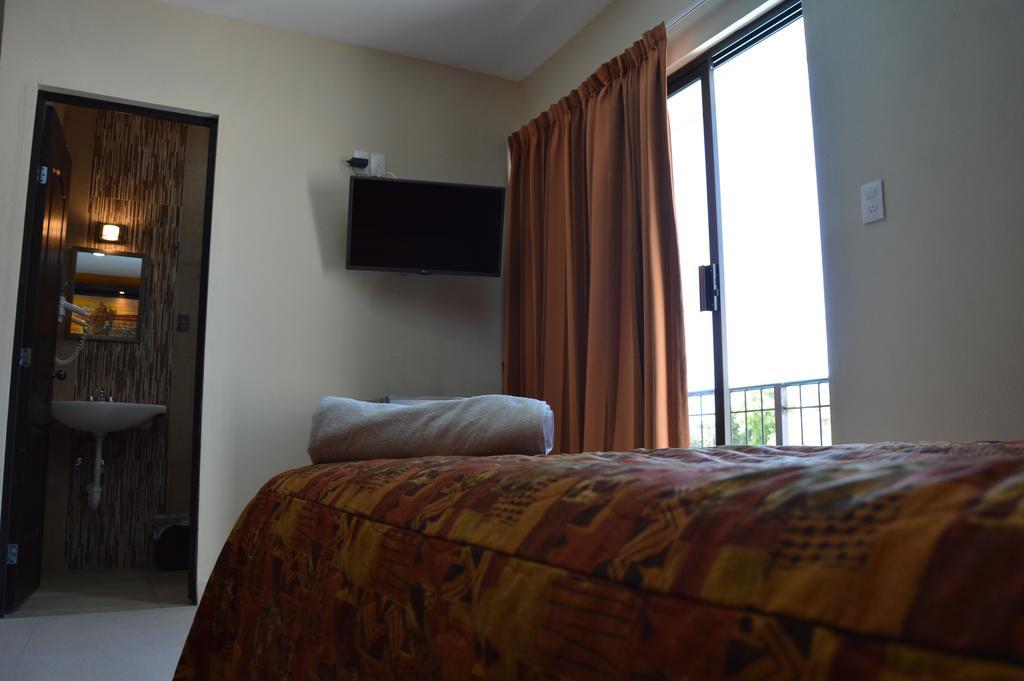 Terracota Corner Rooms Campeche Exterior photo