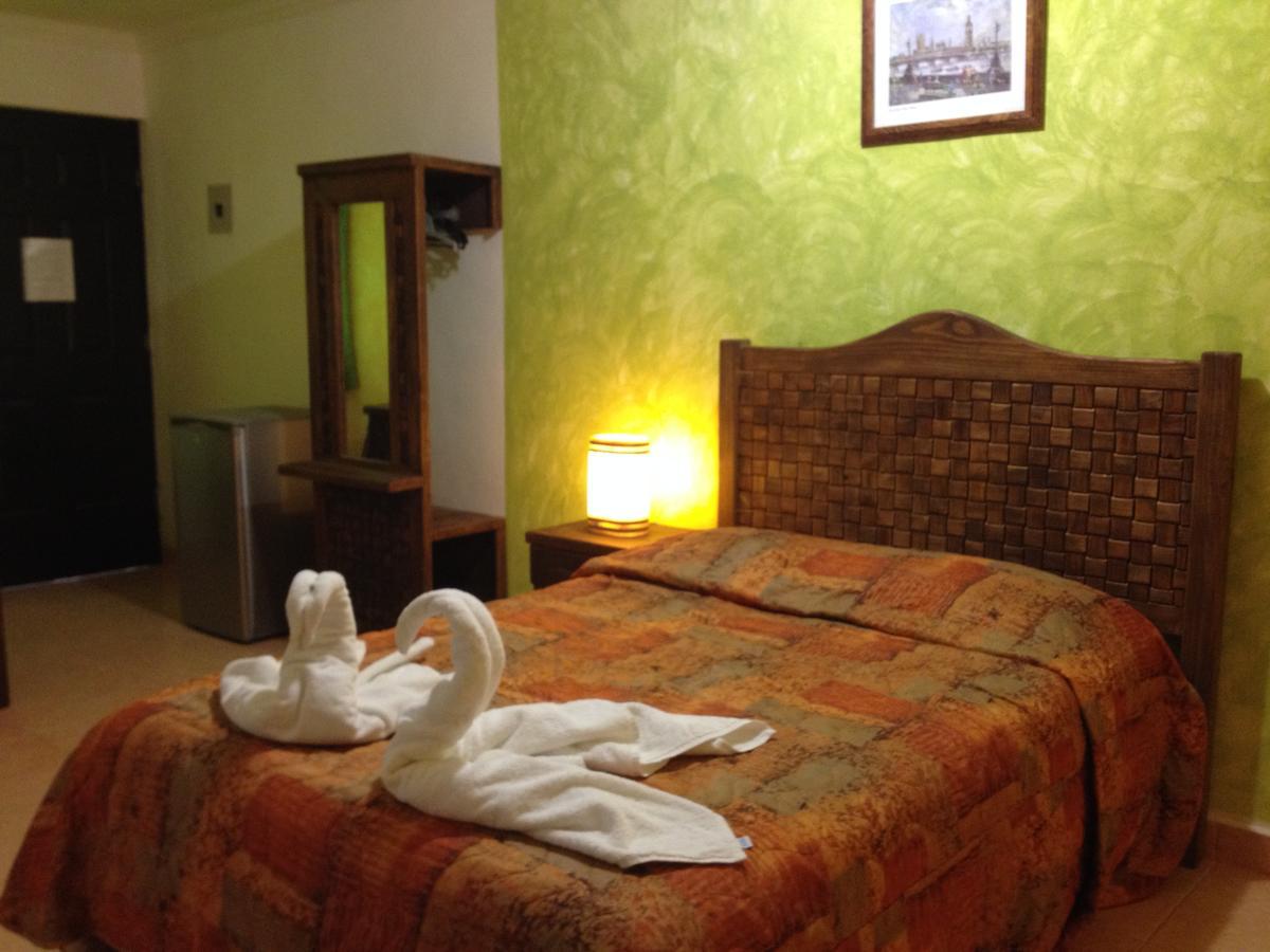 Terracota Corner Rooms Campeche Exterior photo