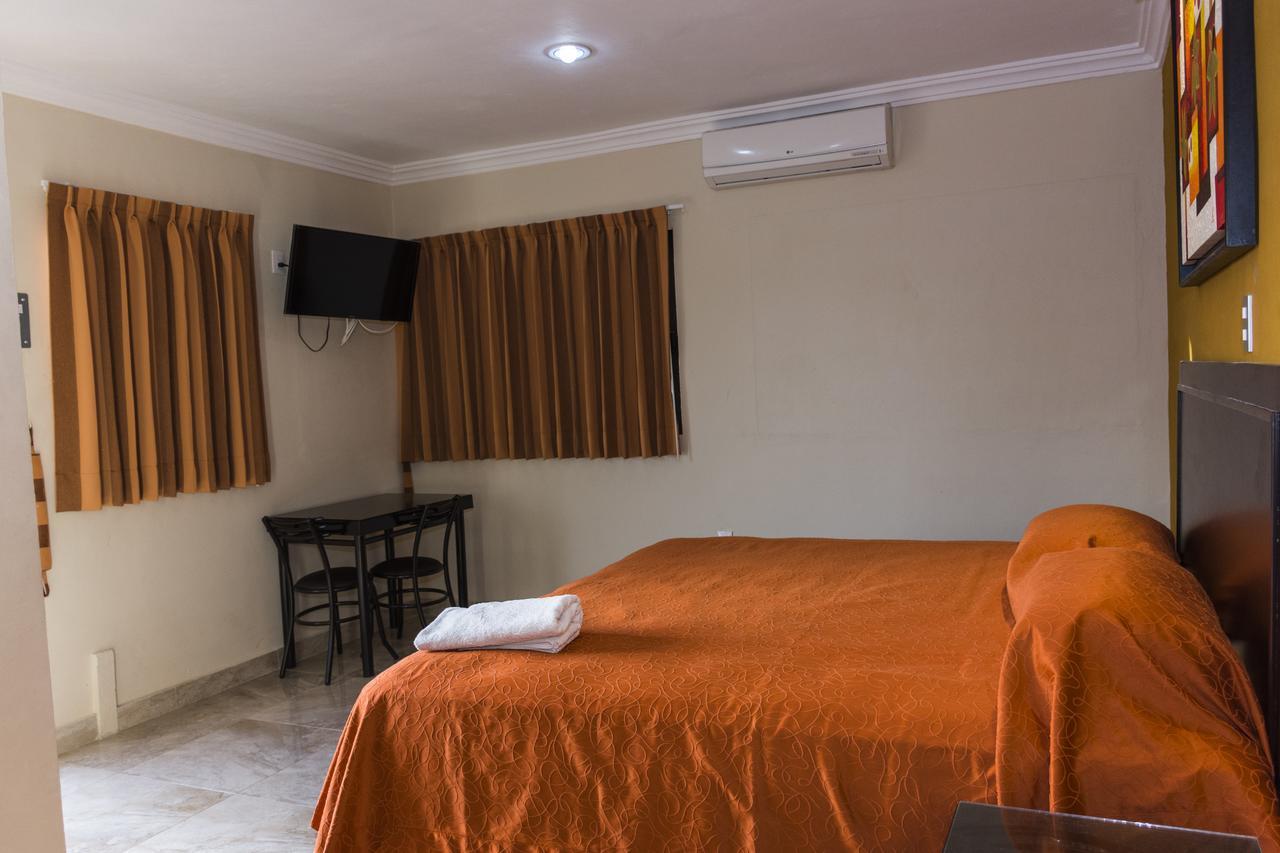 Terracota Corner Rooms Campeche Exterior photo